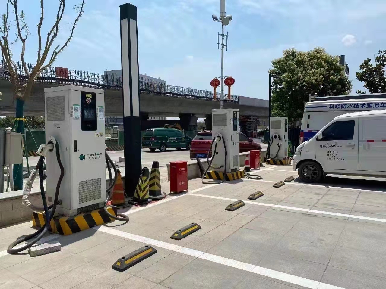 新能源充电桩多钱